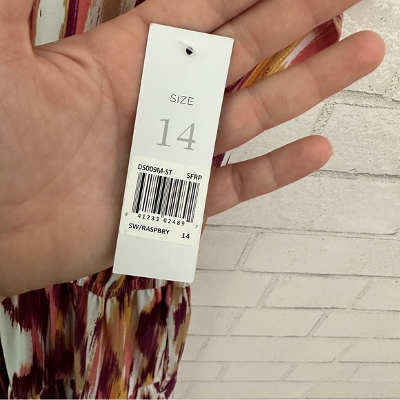 DONNA MORGAN Stitch Fix Rowane Raspberry Tiered Dress - Picture 12 of 13